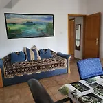 Am By Interhome